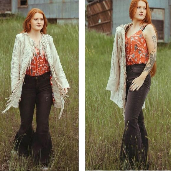 Black High Rise Bell Bottom Flare Jeans | Stretch Boutique Fit | Plus 18 | NEW - Picture 5 of 16